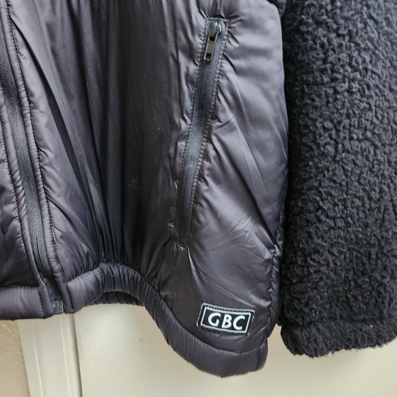 NWT Grand Beach Club- Sherpa Jacket - Picture 6 of 9